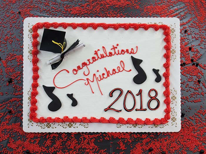 Graduation-Cakes